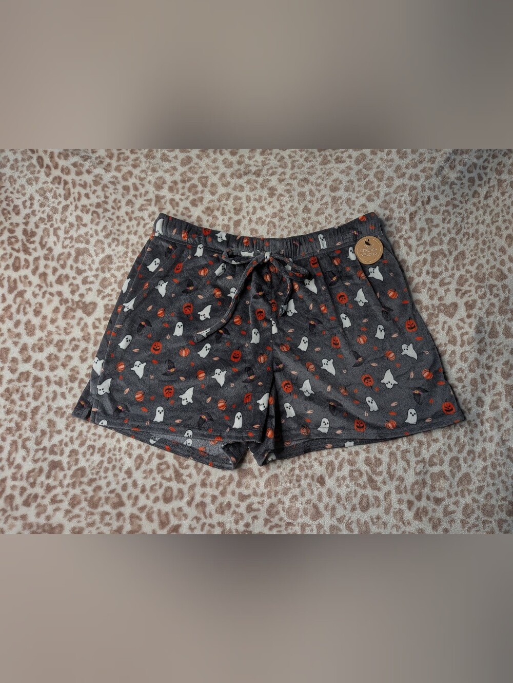 Rae Dunn Cozy Stretch Velour Halloween Pajama Shorts - Size M